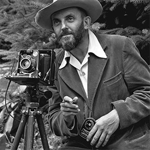  Ansel Adams - Wikimedia Commons  